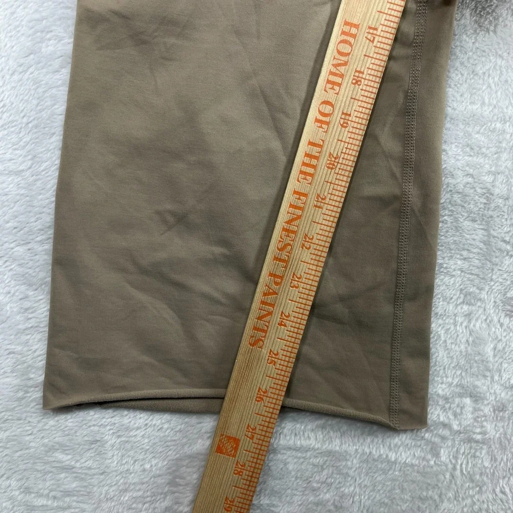 Women's Flare Yoga Pants Tan Brown High Rise Crossover Waist‎ Athleisure - 30x26